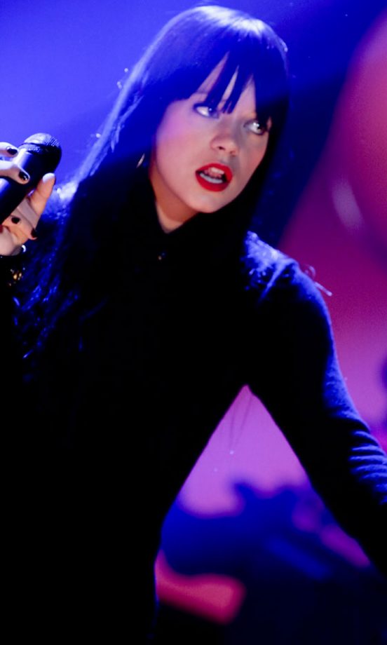 Lily Allen Sporting A Dramatic New Beauty Look At The Koko Club, London, January 2009