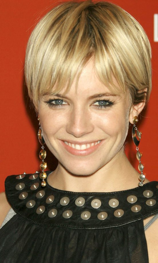Sienna Miller Enhanced Her Ultra-Feminine Features With A Pixie Hairstyle, 2006