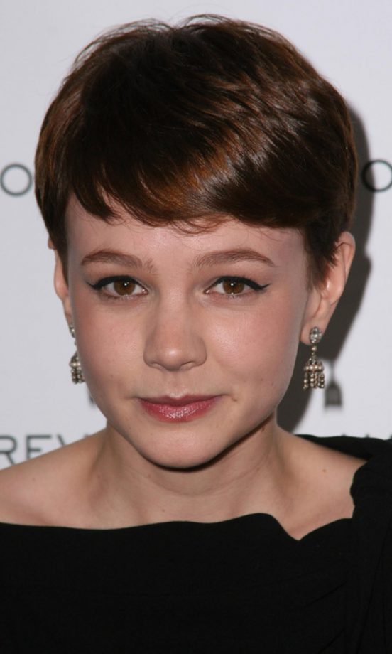 ot Many Could Pull-Off A Hairstyle Like Carey Mulligan's But She Does So Effortlessly At The 2010 National Board Awards