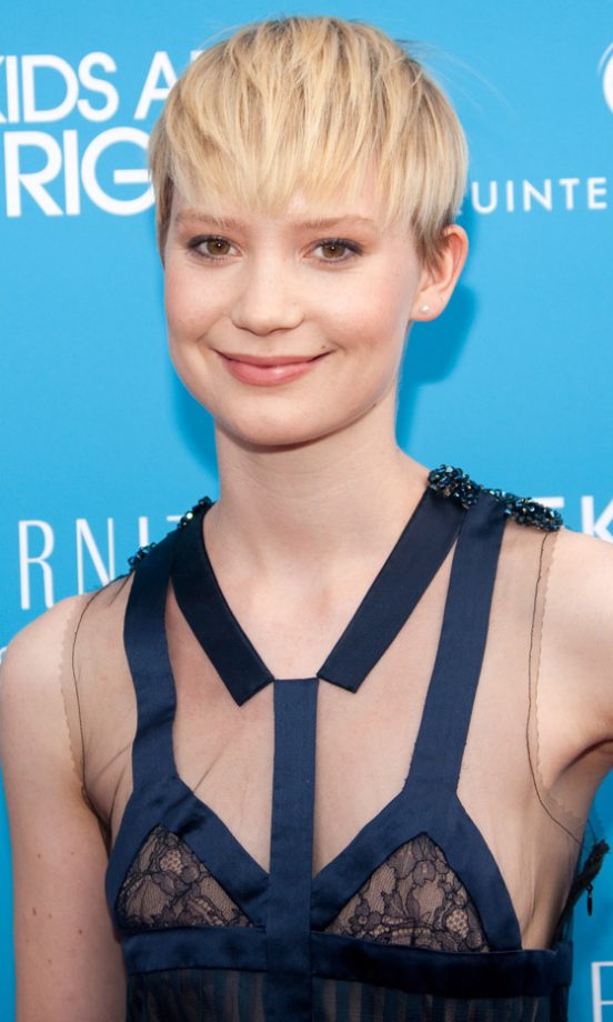 Mia Wasikowska Rocks A Pixie Crop Hairstyle At The Kids Are All Right Film Premiere, 2010