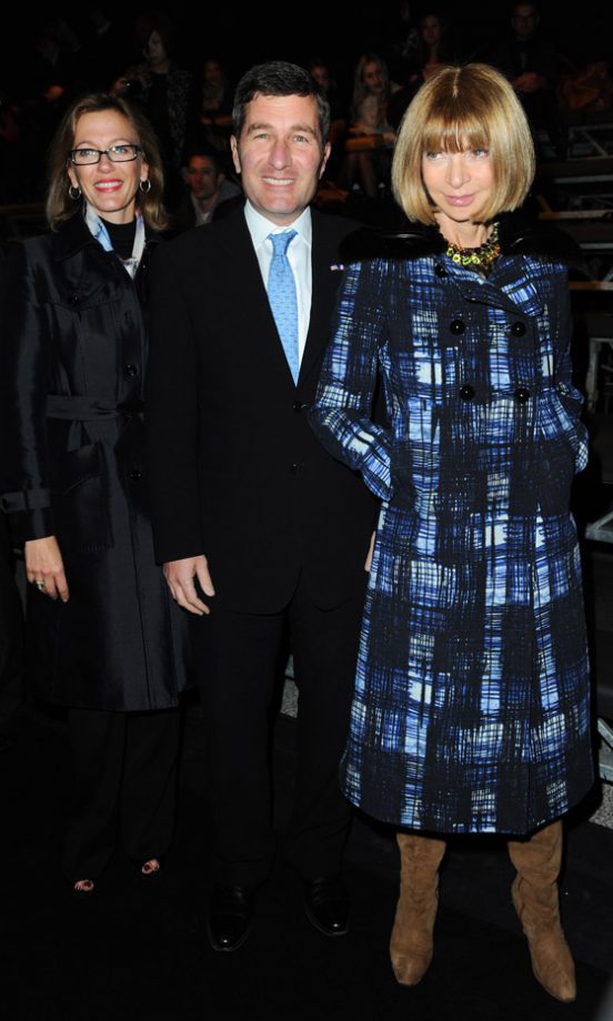 Anna Wintour With The U.S. Ambassador to France At The Lanvin Spring/Summer 2011 Show