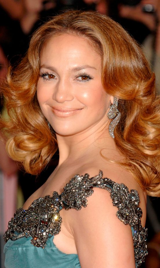 Jennifer Lopez Brought Hollywood Glamour To The Costume Institute Gala With A Vintage Waved Hairstyle, 2008
