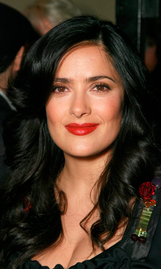 Salma Hayek Oozes Sex Appeal With A Long And Glossy Hairstyle At The Sergio Rossi Opening Party In New York, 2008