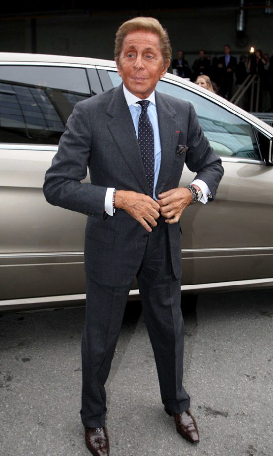 Valentino Garavani Arrives At The Valentino Spring/Summer 2011 Show