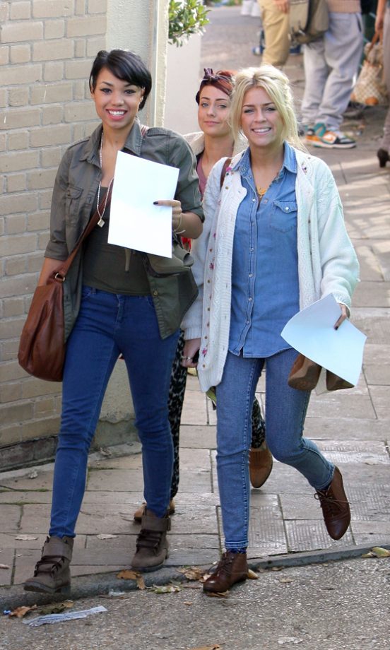 X Factor Sophia Wardman And Esther Campbell From Girl Group Belle Amie