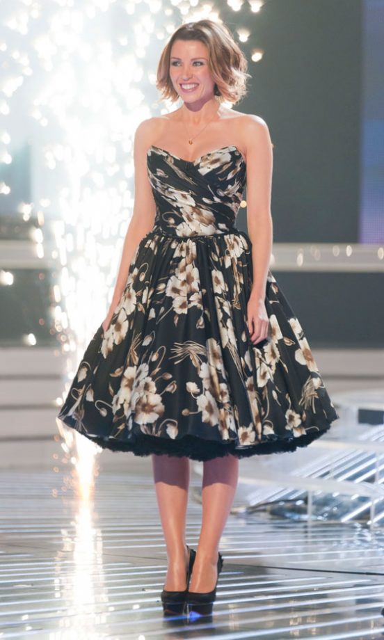 Danni Minogue Wears A Floral Print Dolce & Gabbana Dress On The X Factor 2010