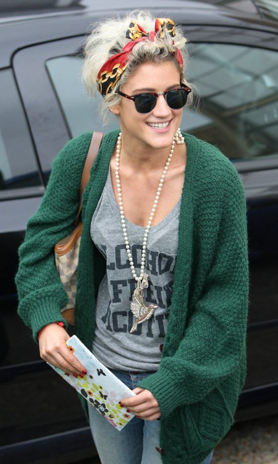 X Factor's Katie Waissel Wore A Grey T-Shirt By Urban Outfitters As She Arrived At The X Factor Rehearsals