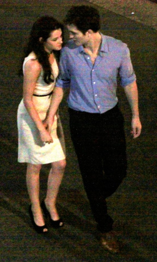 Kristen Stewart And Robert Pattinson Shoot Scenes For Breaking Dawn, The Second-To-Last Twilight Film