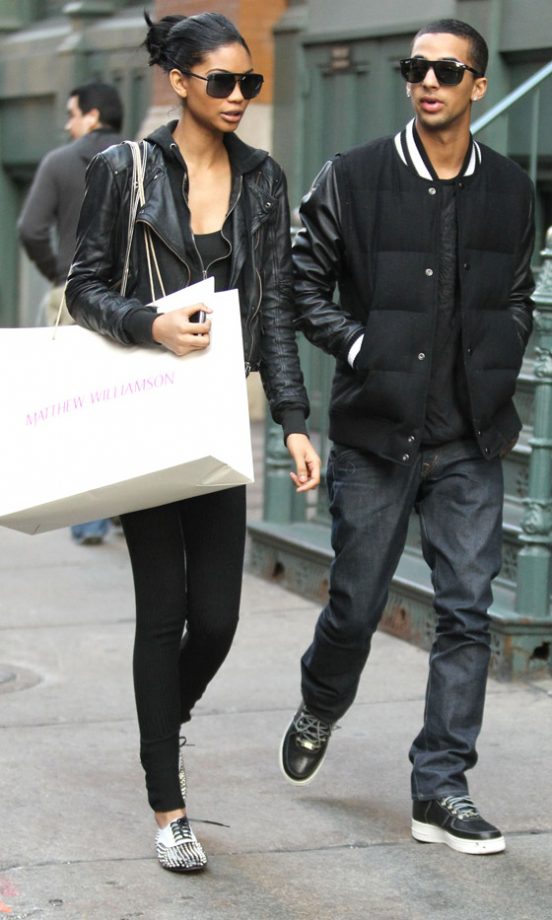 Model Chanel Iman Enjoys A Spot Of Retail Therapy In New York 2010