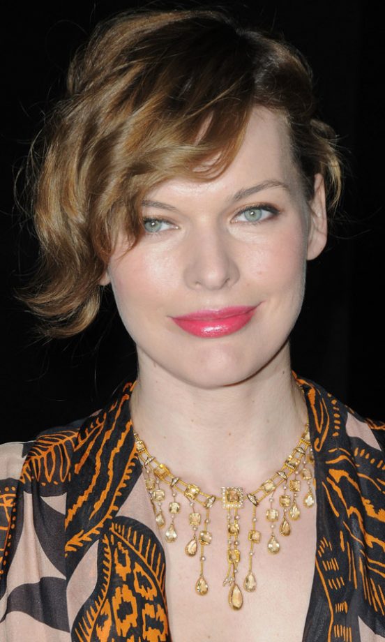 Milla Jovovich Wearing A Statement Necklace At The Premiere Of Biutiful, LA, 2010