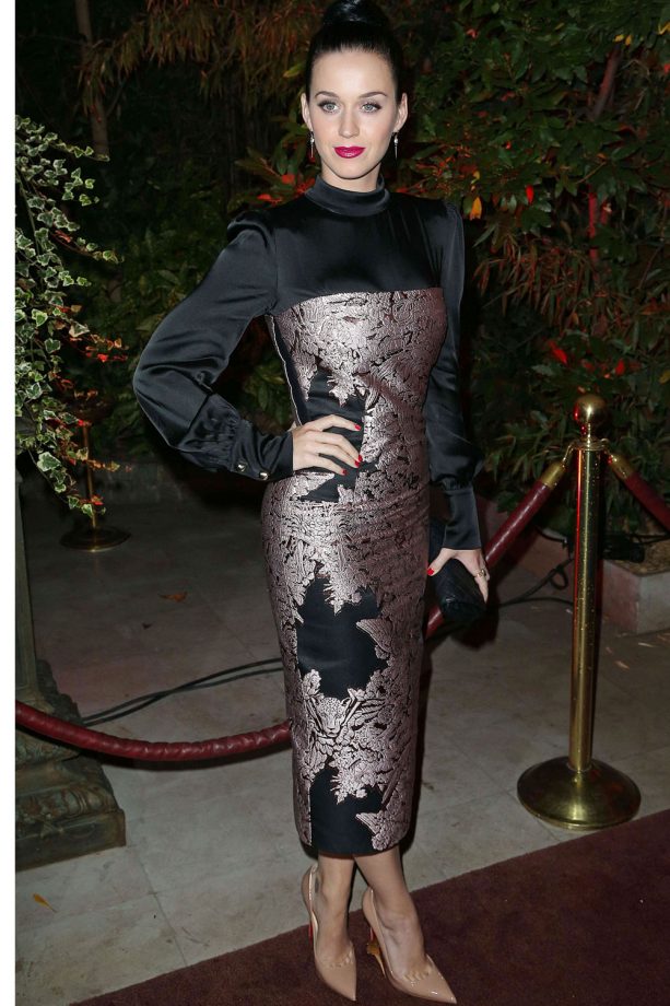 Katy Perry Looking Chic In This Gothic Number, 2013