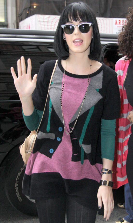 We Love Katy Perry's Cute Trompe L'Oeil Knitwear, April 2009