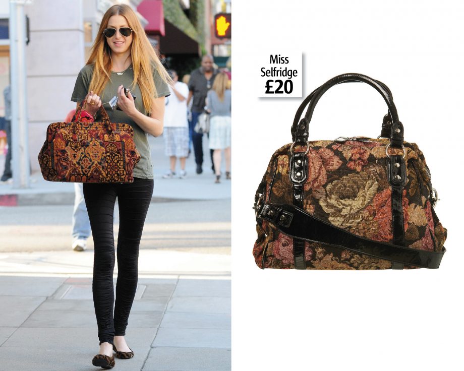 Whitney Port out visiting a nail salon in LA, carrying a tapestry handbag