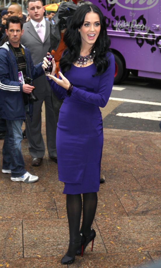 Katy Perry Presents Her Perfume, Purr, In Purple Zac Posen, November 2010