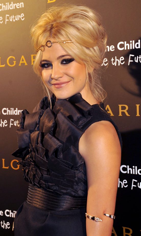 Pixie Lott Wearing A Gold Headpiece By Bulgari At The Bulgari 125th Anniversary Party, August 2009