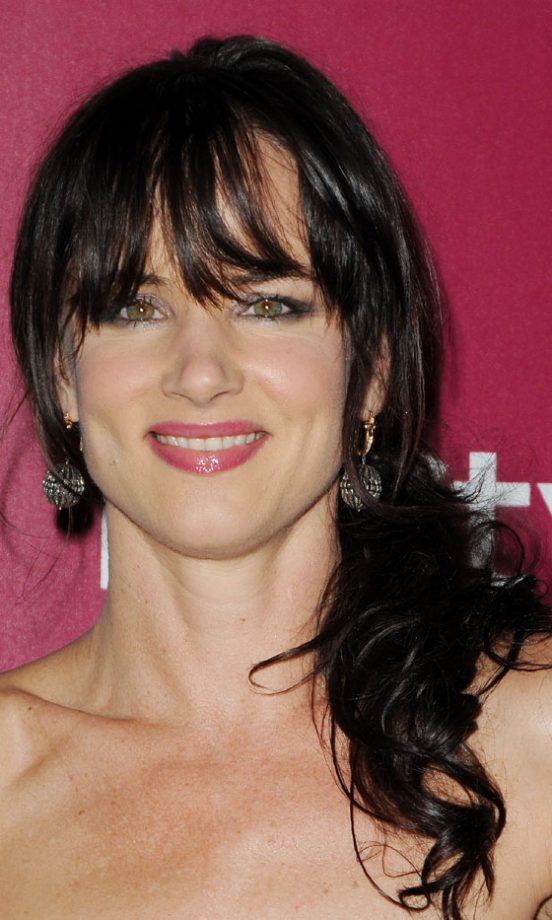 Juliette Lewis With A Messy Updo Hairstyle At The Golden Globe Awards, 2011