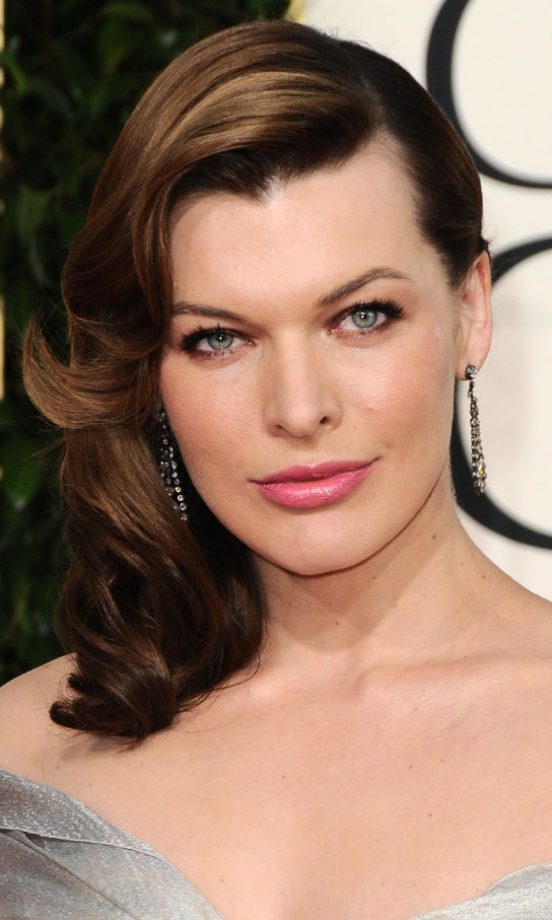 Milla Jovovich With A Side-Swept Hairstyle At The Golden Globe Awards, 2011