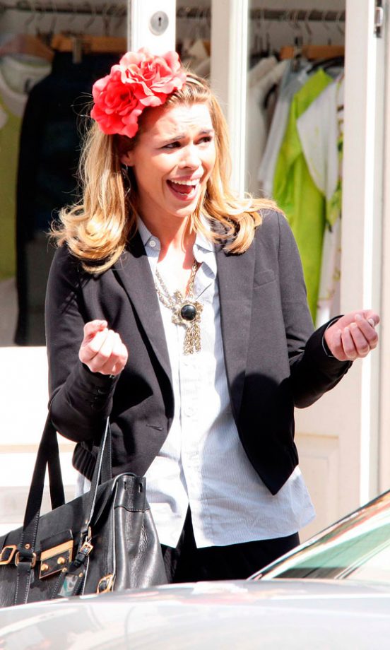 We Love Billie Piper's Chic Outfit And Flower Headband, April 2009