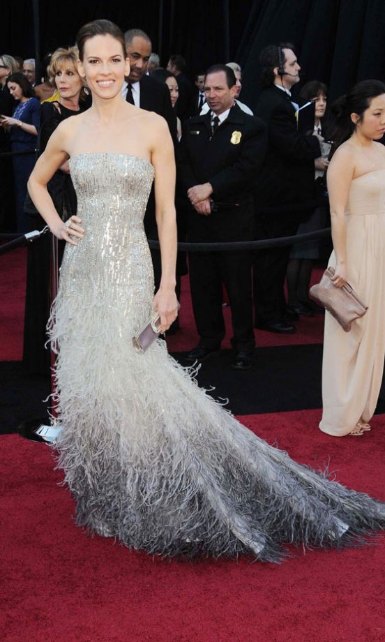 Hilary Swank Wearing Gucci At The Oscars 2011