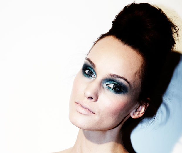 Get the catwalk beauty look as seen at The LOOK Show SS11 with LOOK's Beauty Editor, Sophie Beresiner