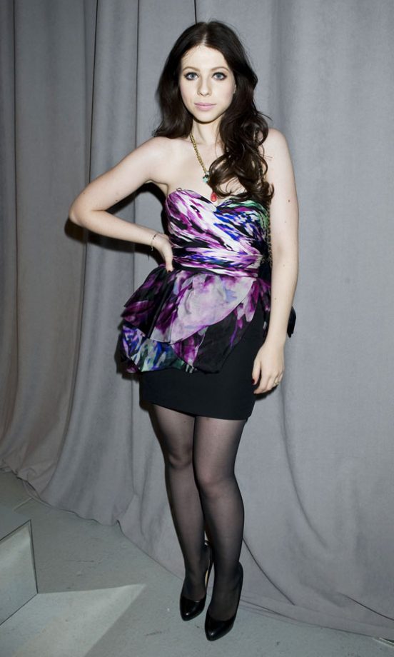Michelle Trachtenberg At The Marchesa Autumn/Winter 2011 Fashion Show