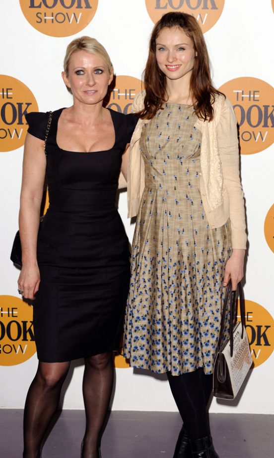 Ali Hall With Sophie Ellis-Bextor At The LOOK Spring/Summer 2011 Fashion Show