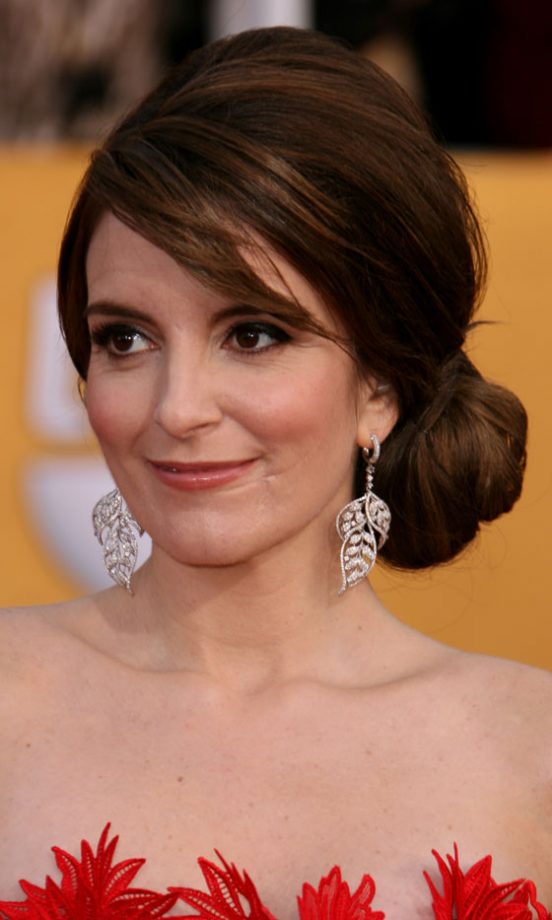 Tina Fey Opted For A Super-Low Bun Hairstyle At The Screen Actors Guild Awards 2011