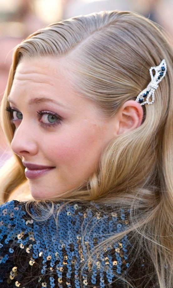 Amanda Seyfried Wearing A Jeweled Bow Clasp Hair Accessory At The Toronto International Film Festival, 2009