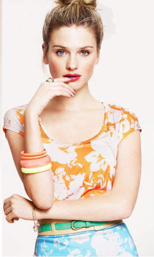 Get a 30% discount on all tops from the spring/summer 2011 collection at high-street favourite, Dorothy Perkins when you shop online.