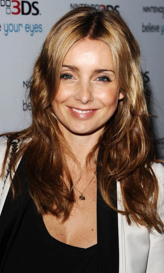Louise Redknapp Keeps Her Hairstyle Casual With Glossy Waves And A Centre Parting, 2011