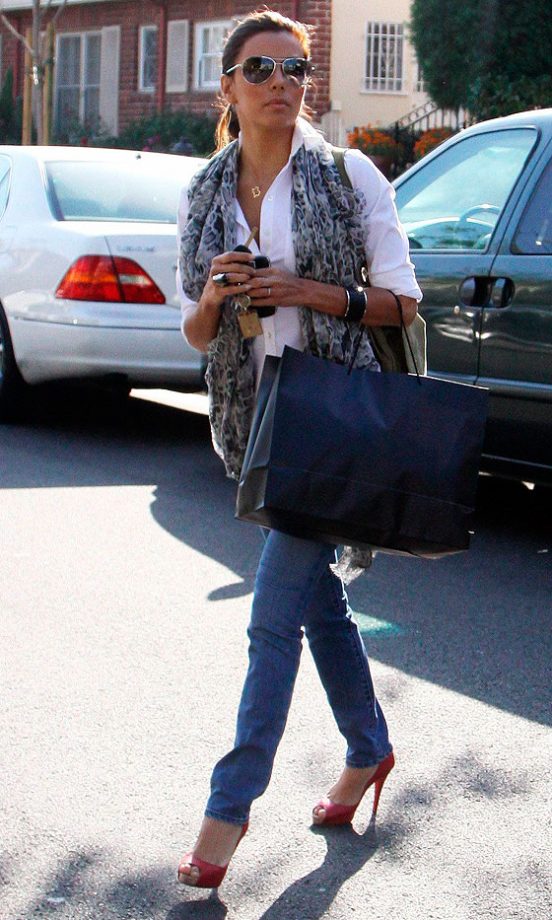 Eva Longoria Parker Out In LA, 2009