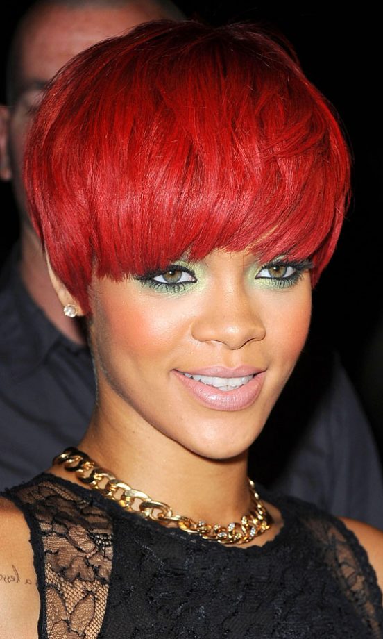Rihanna Brightens Up Her Make Up To Keep Up With Her Ever Changing Hair Colour, August 2010
