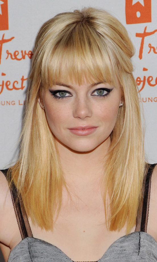 Emma Stone's Cats Eye Make Up Look Has Us Reaching For The Liquid Eyeliner, 2010
