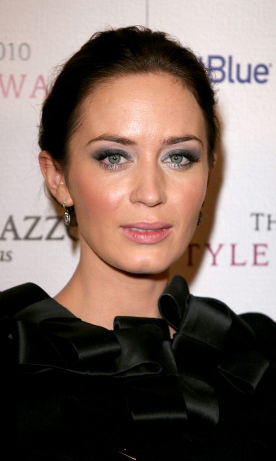 Emily Blunt Toughens Up Her Pretty Look With A Dramatic Smokey Eye, 2010