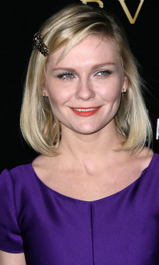Kirsten Dunst Keeps Her Look Simple With An Embellished Bobby Pin, January 2011