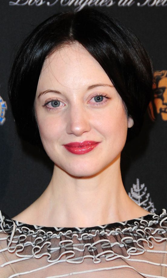 Andrea Riseborough Keeps Pale Skin Looking Flawless With A Barely There Make Up Look, 2011