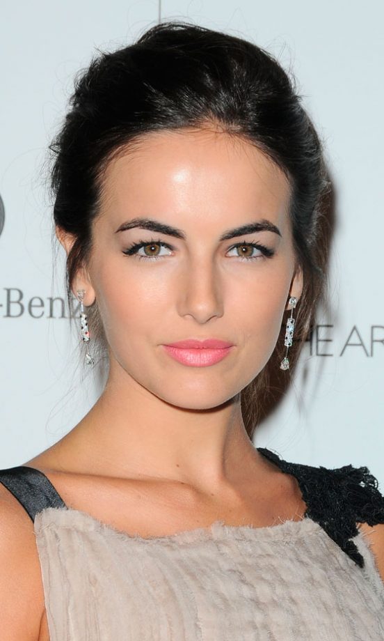 Camilla Belle's Candy Floss Pink Lipstick Is Perfect For Her Otherwise Fuss-Free Red Carpet Look, 2011