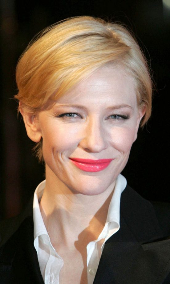 Cate Blanchett Looks Perfectly Polished With This Bright Make Up Look, 2010