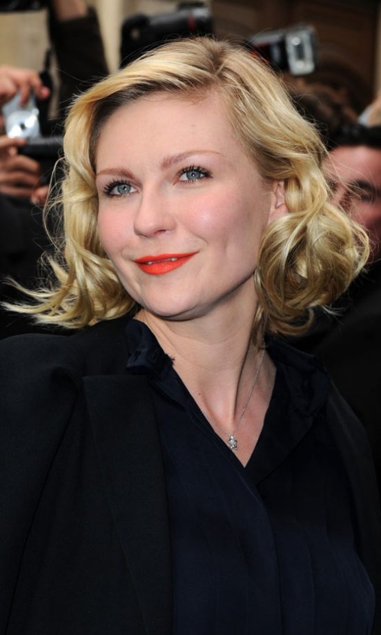 We Love Kirsten Dunst's 1920s Hairstyle And Make Up Look, 2010