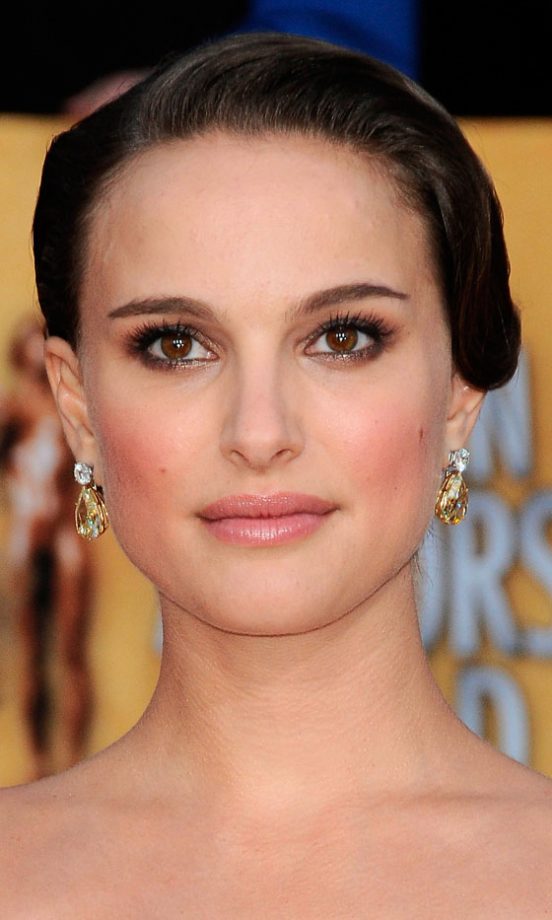 Natalie Portman Looks Glowing Thanks To A Skin Boosting Pink Lipstick In A Perfect Shade, 2011