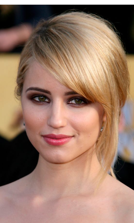 Dianna Agron Tones Down Smokey Eyes With A Subtle Pink Lipstick Look, 2011