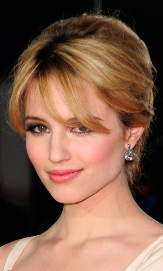 Dianna Agron Perfects Lady Like Glamour With A Neutral Tone Pink Lipstick, 2011