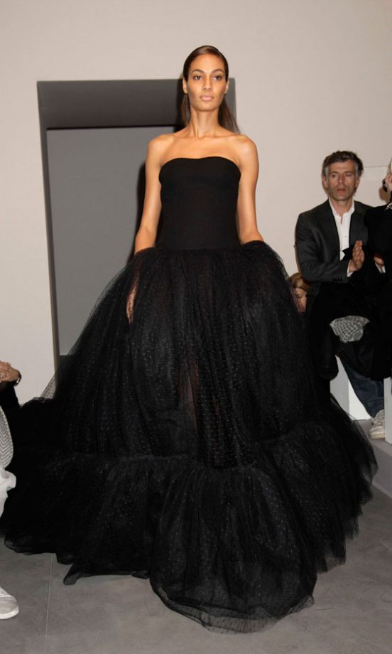 Giambattista Valli AW11 At Paris Fashion Week, 2011