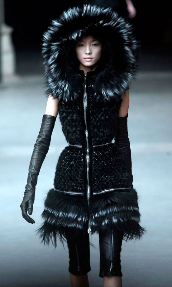 Alexander McQueen AW11 At Paris Fashion Week, 2011