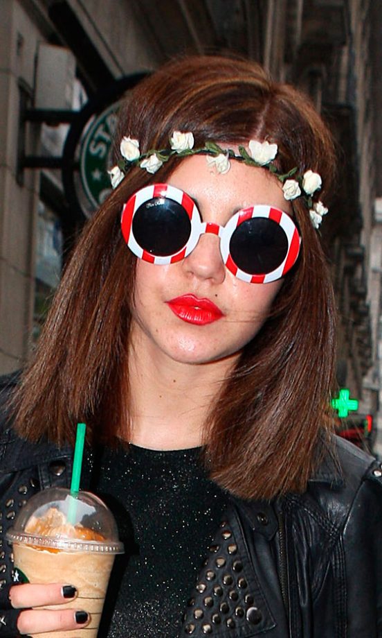 Marina Diamandis Channels Hippy Chic With A Floral Headband And Centre Parting Hairstyle, 2011