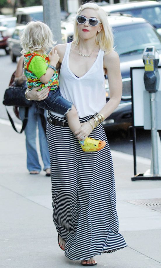 Yummy Mummy Gwen Stefani Dresses Down For A Day Out With Son Zuma, 2011