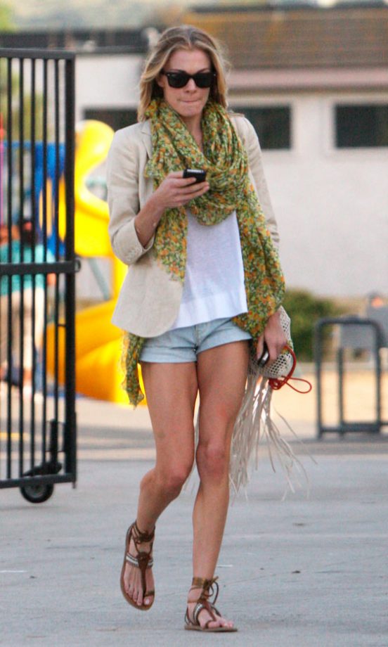 LeAnn Rimes Throws On A Blazer To Smarten Up Her Shorts And T-Shirt Combo, 2011