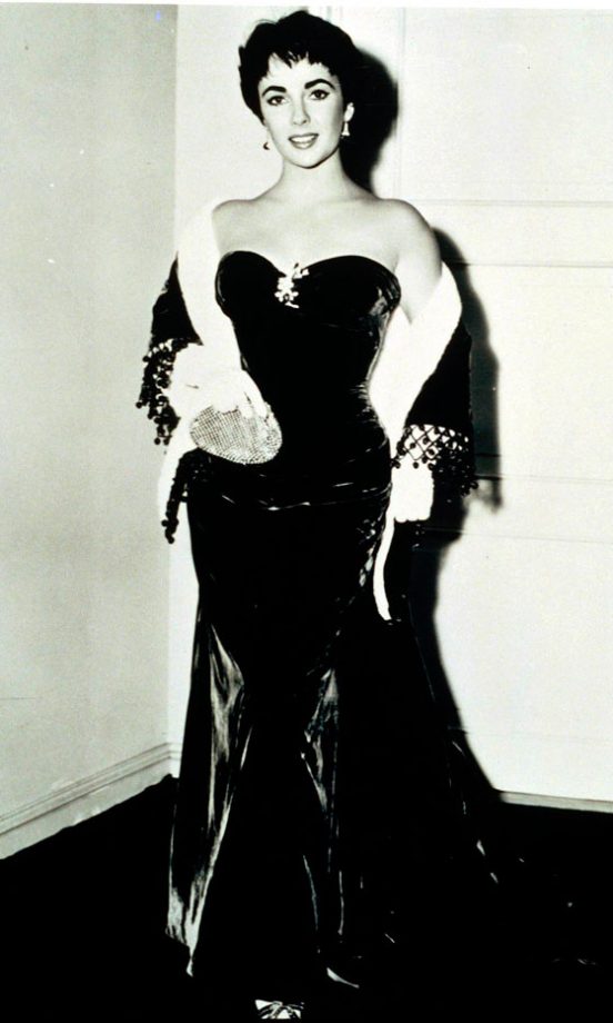 Glamourous Style Icon Elizabeth Taylor
