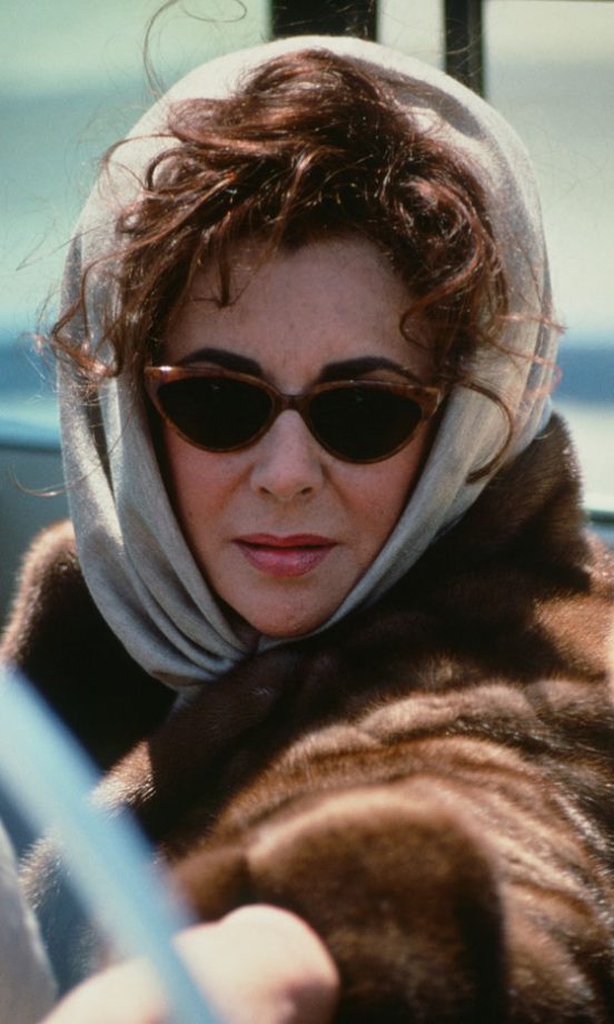 Old School Glamour: Elizabeth Taylor, 1989
