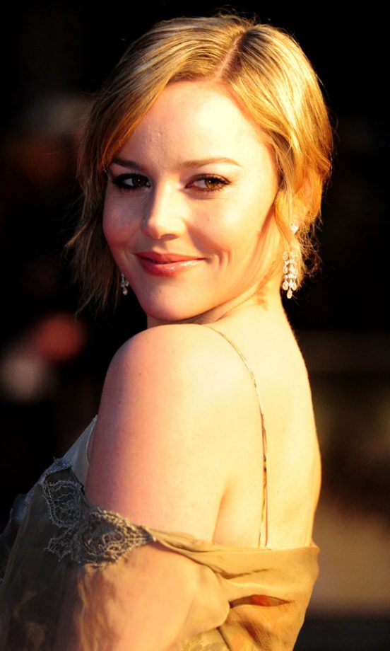 We Love Abbie Cornish's Cute Grown-Out Pixie Cut Hairstyle, 2011